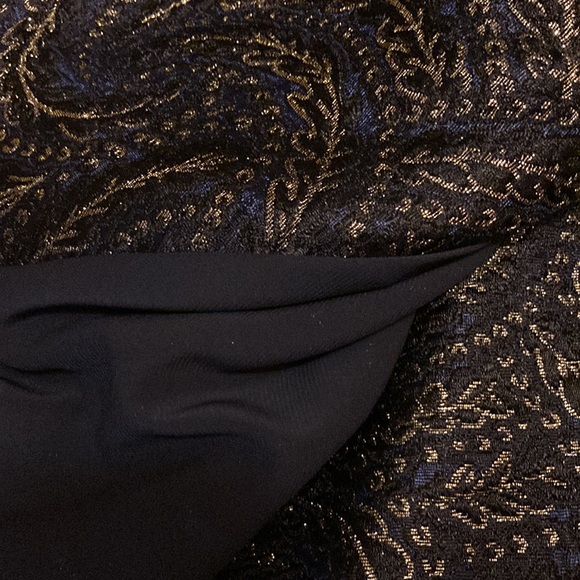 Beautiful Kay Unger, one shoulder brocade cocktail dress. Size 14. - Picture 7 of 9